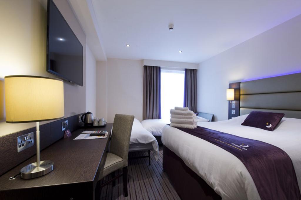 Premier Inn Epsom South Luaran gambar
