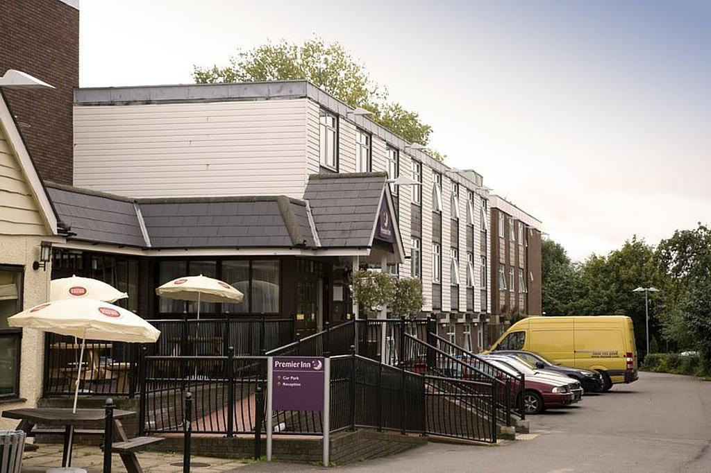 Premier Inn Epsom South Luaran gambar